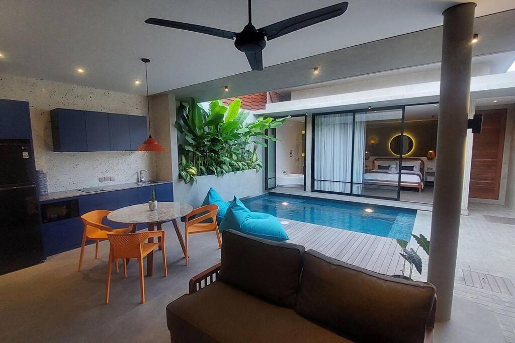 Akhila 1 - 1 Bedroom Modern Tropical Villa At The Heart Of Seminyak Exterior foto